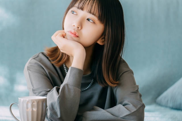 女性